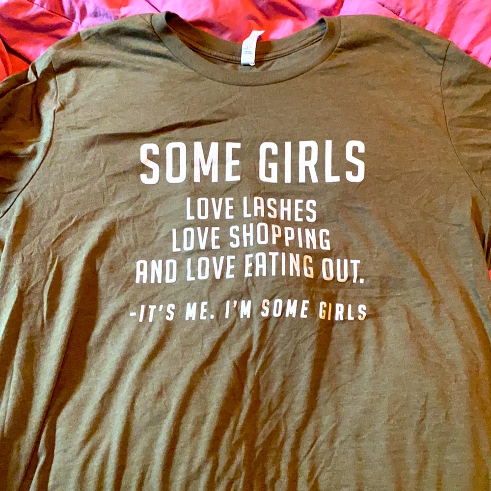 Super Cute!!! Tshirt size xl